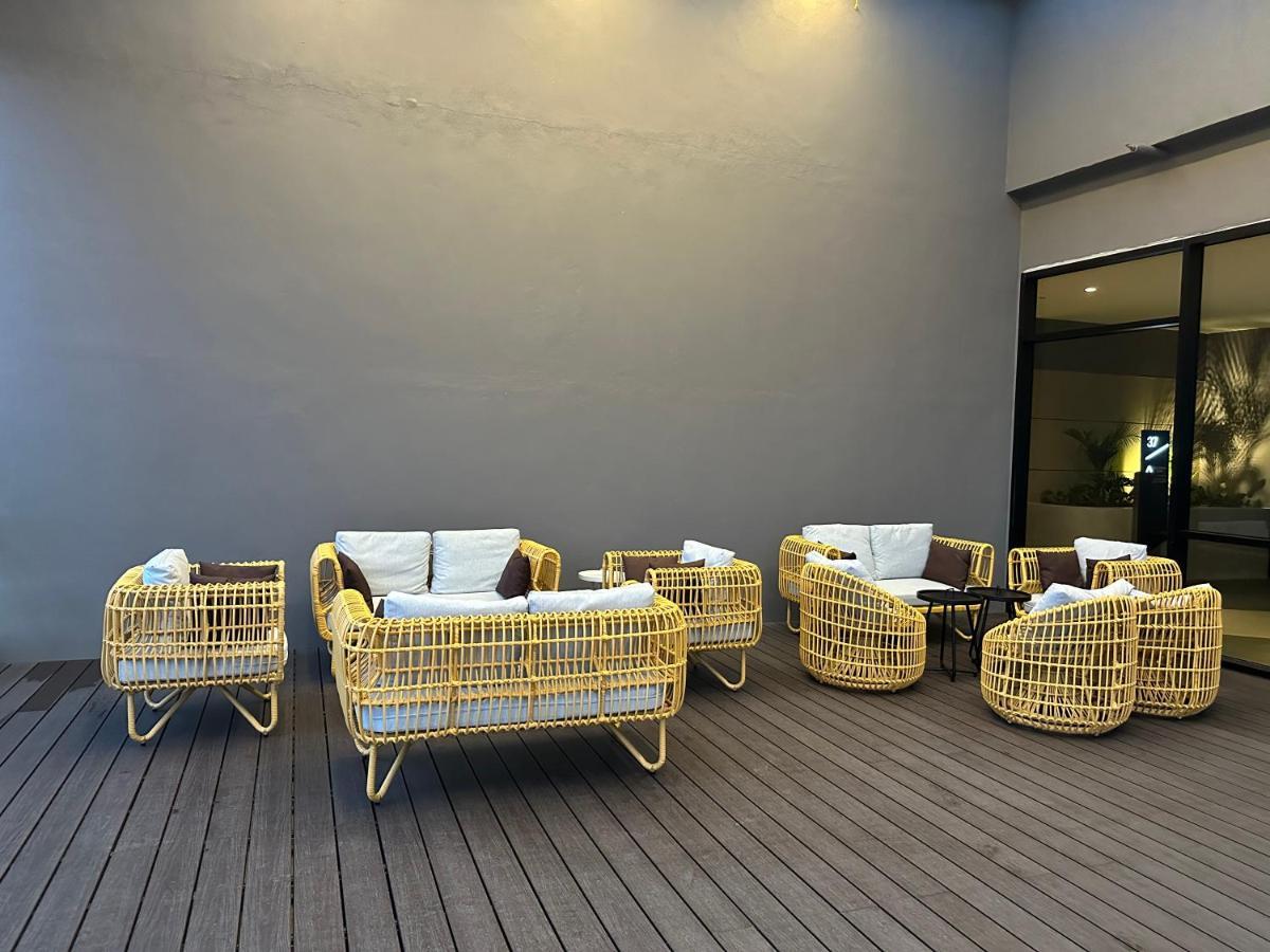 The Axon Bukit Bintang By Cozy White Pangsapuri