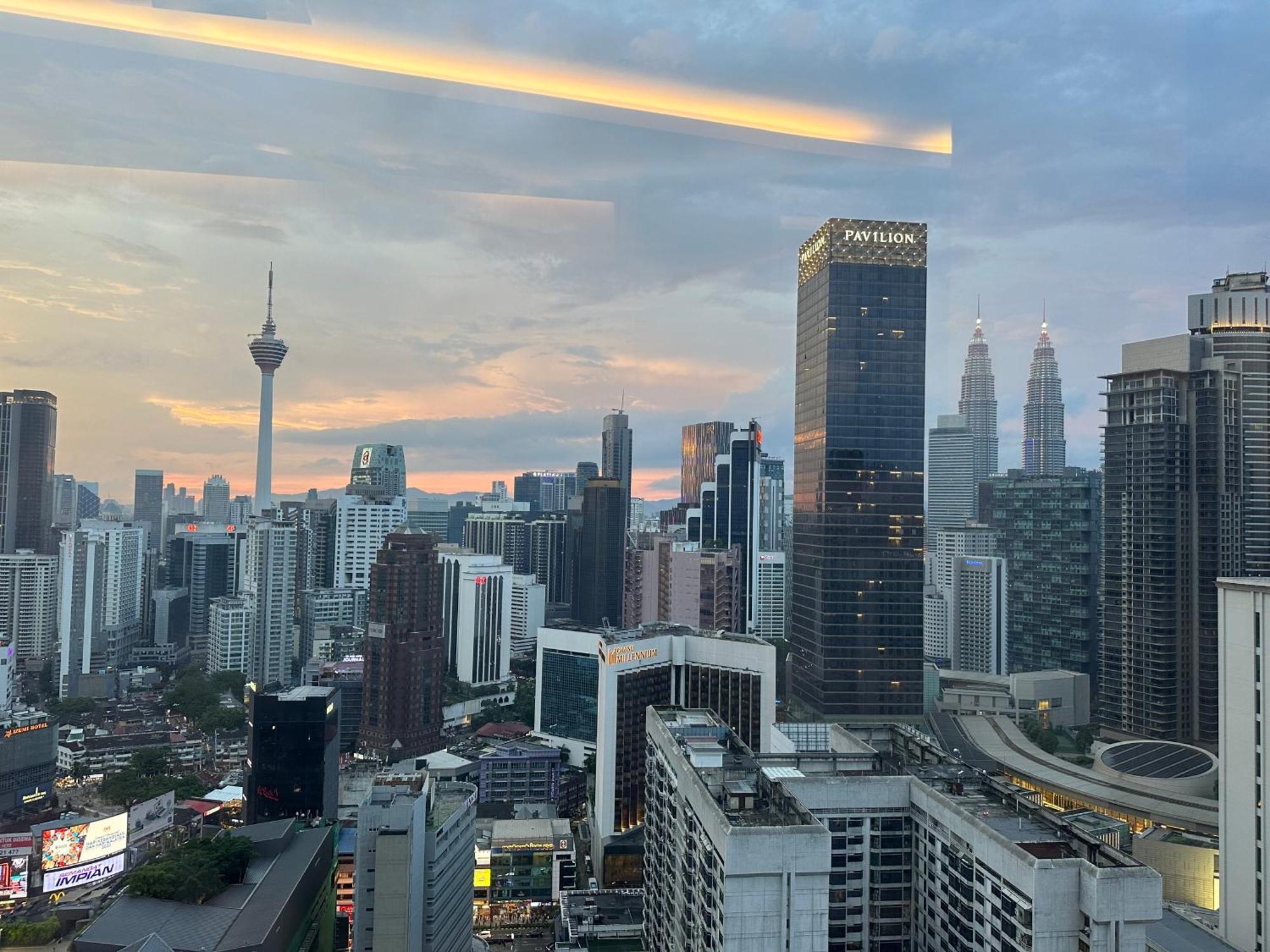 The Axon Bukit Bintang By Cozy White Pangsapuri Kuala Lumpur